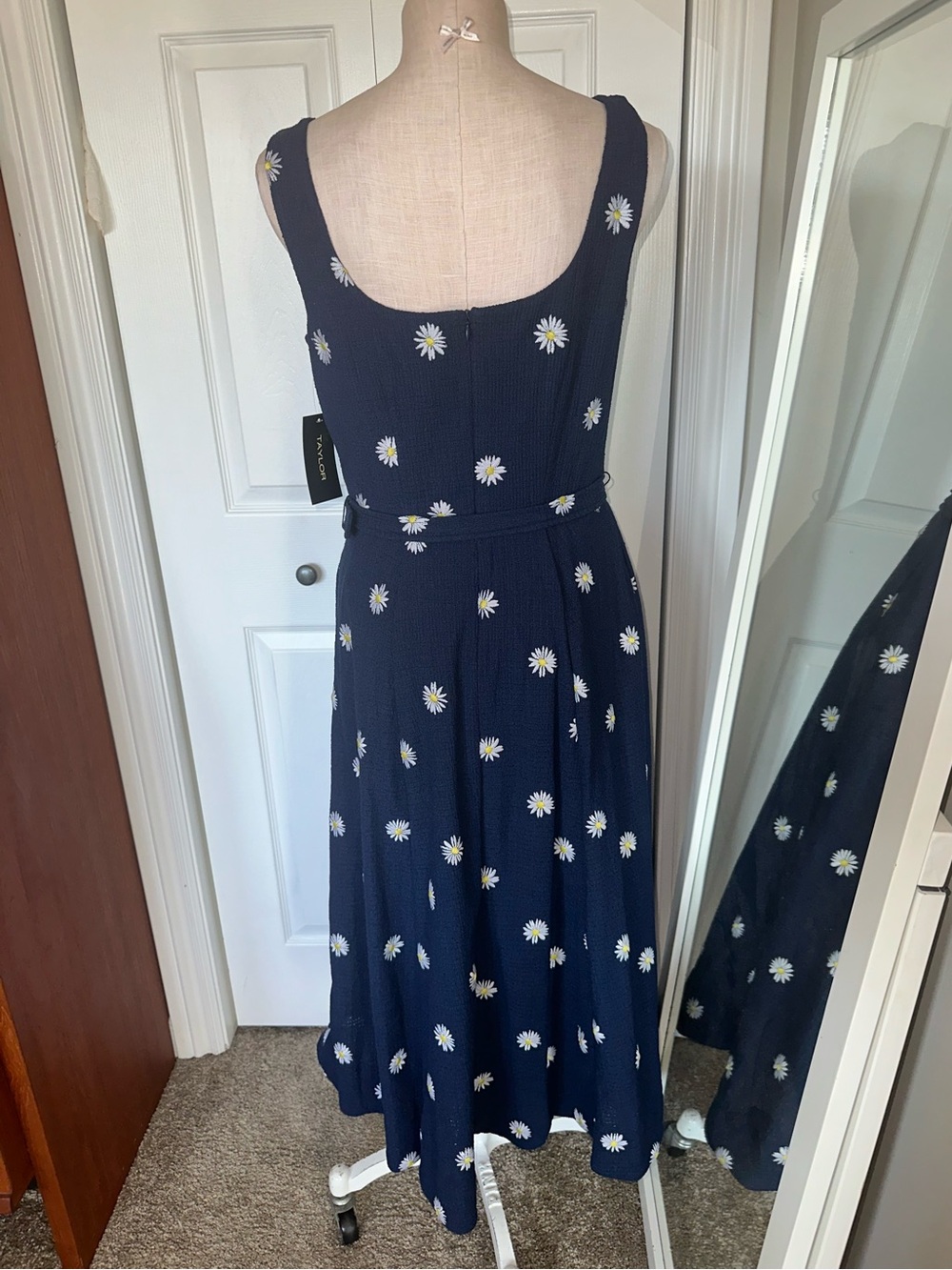 Taylor Navy Daisy Print Midi Dress with Belt - Picture 4 of 7